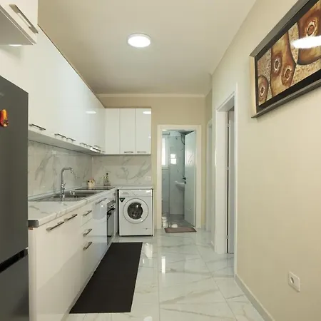 Happy Apartment